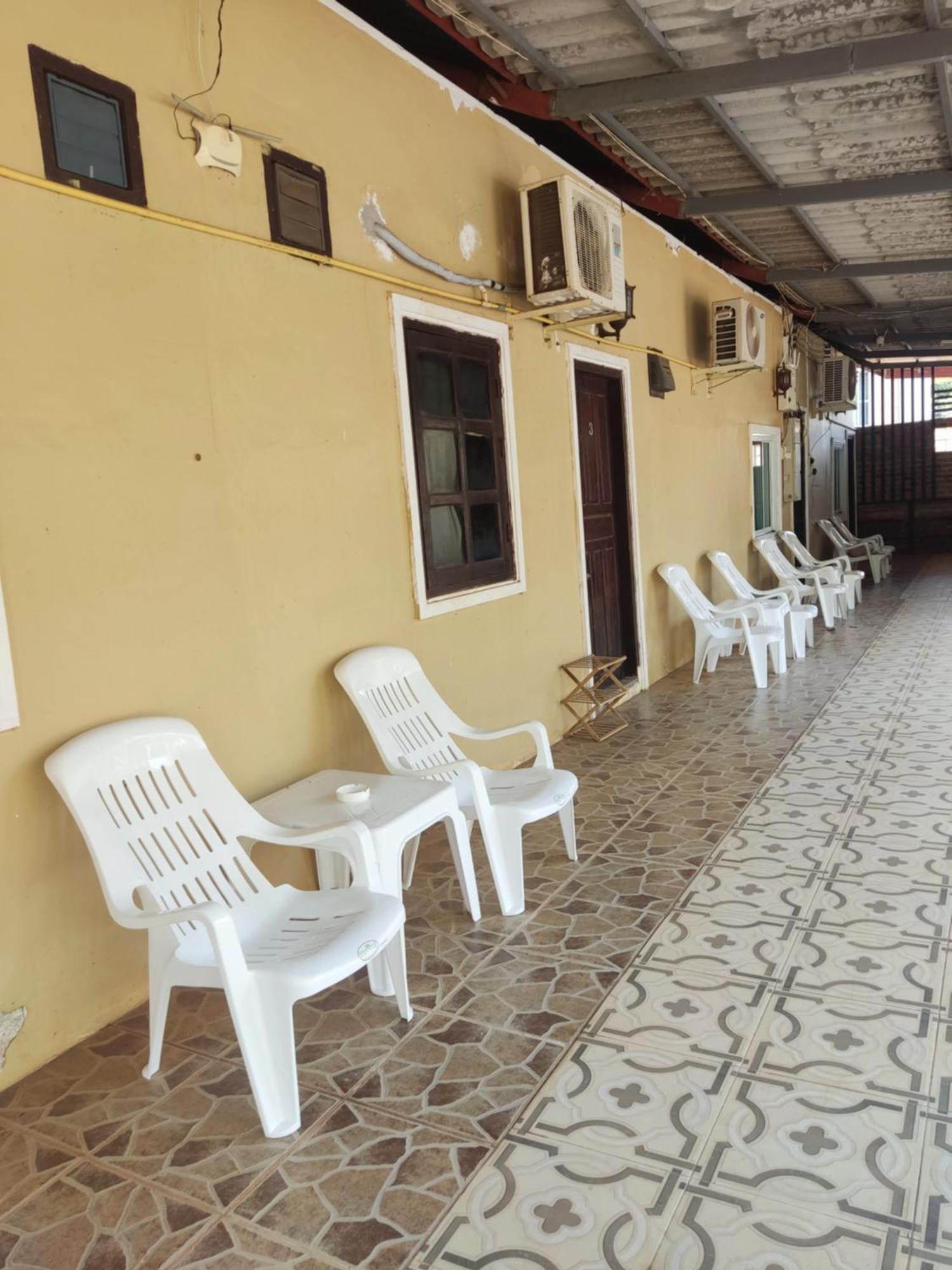 Erawan Guesthouse 빡세 외부 사진