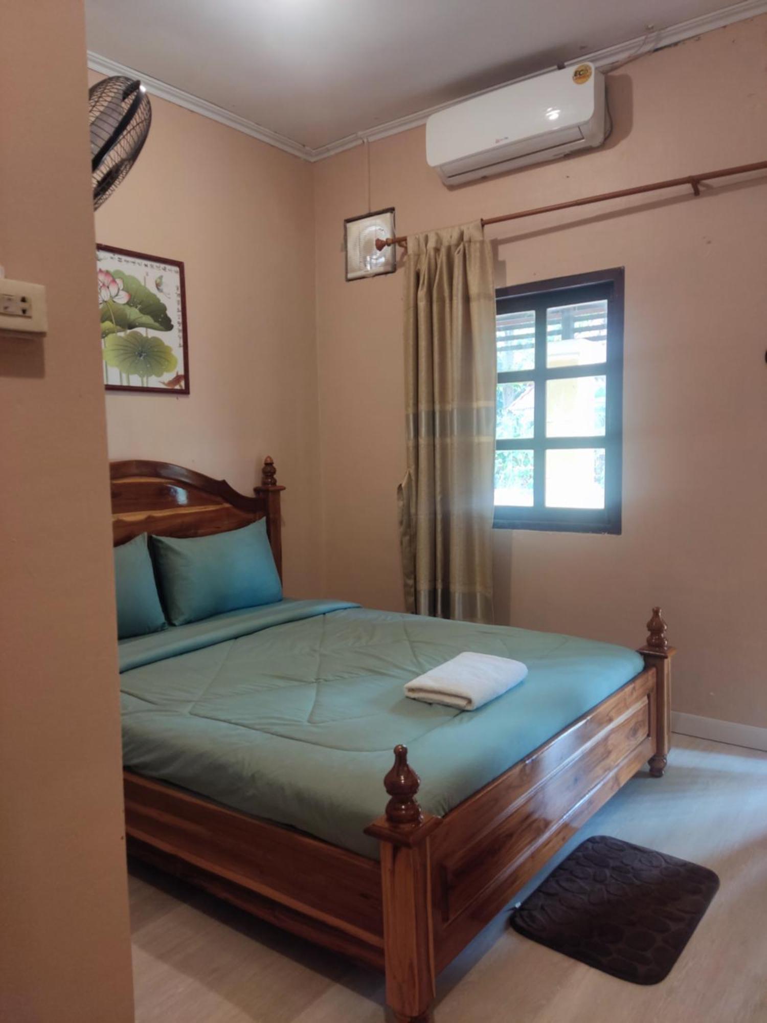 Erawan Guesthouse 빡세 외부 사진