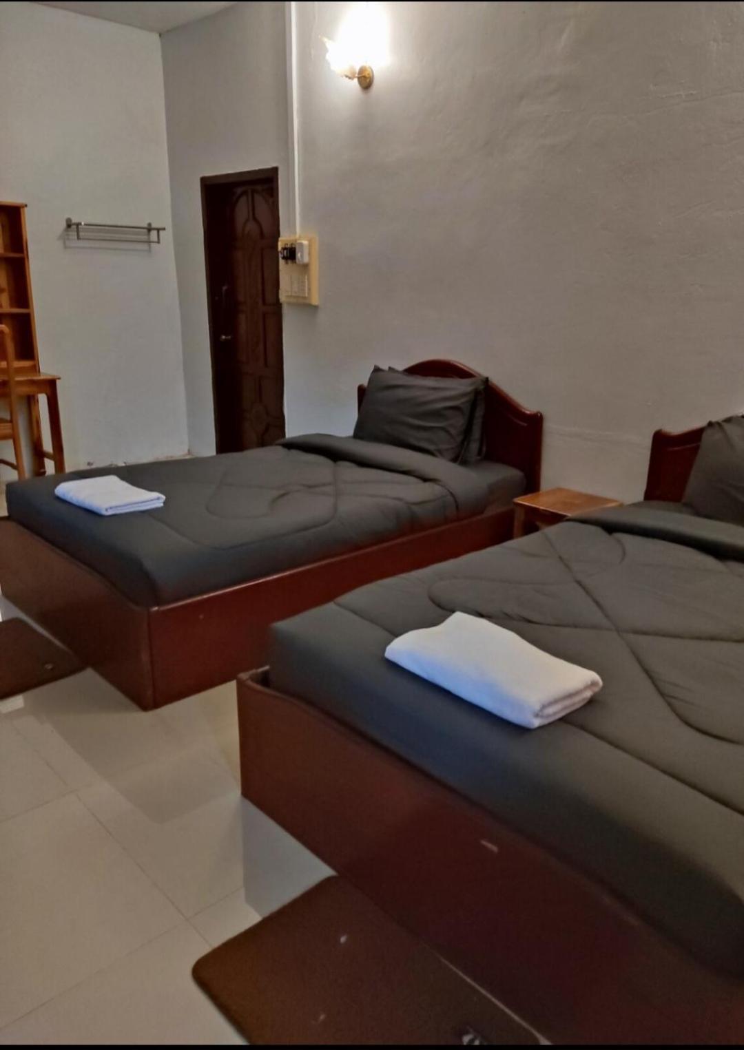 Erawan Guesthouse 빡세 외부 사진