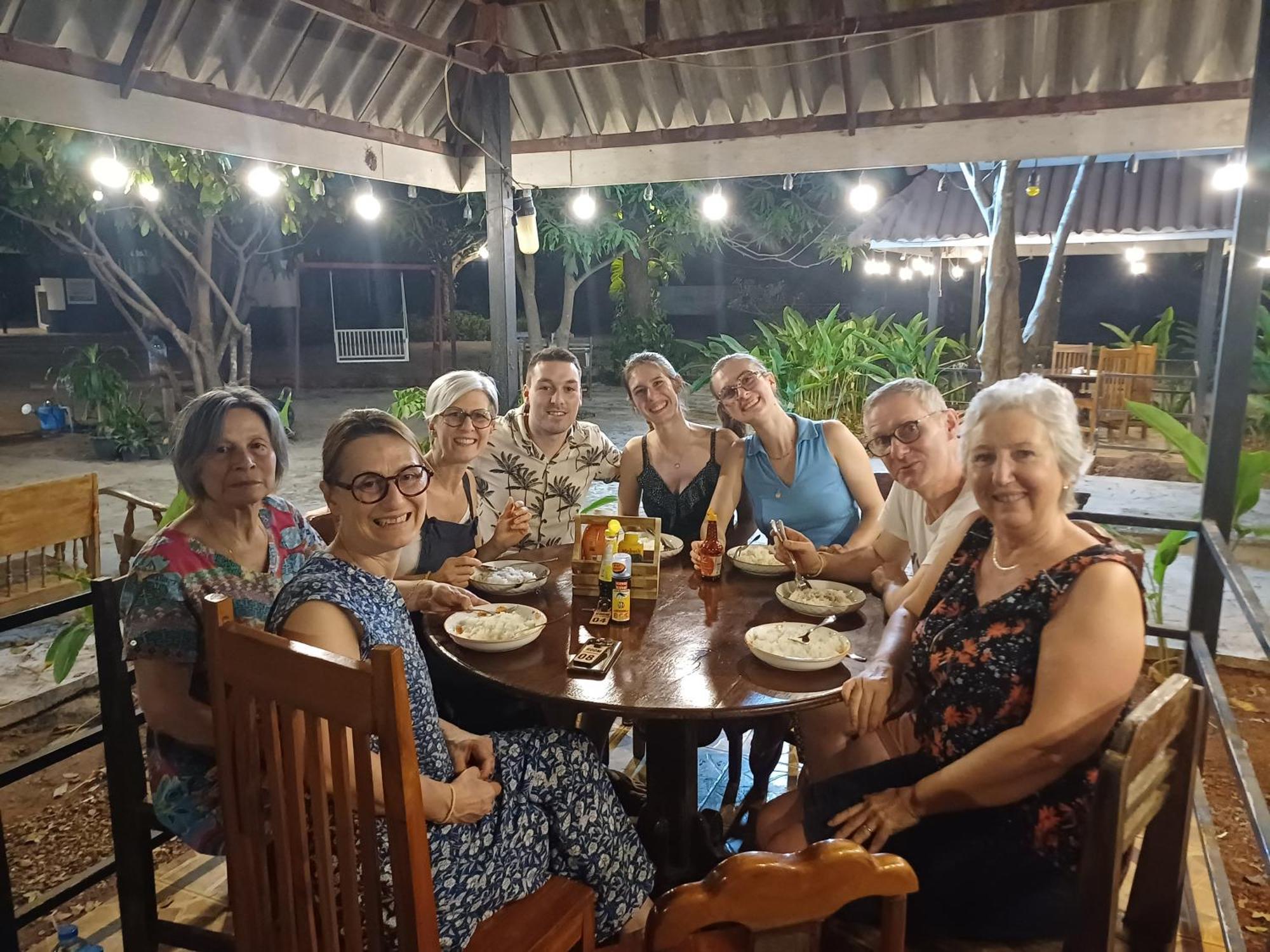 Erawan Guesthouse 빡세 외부 사진