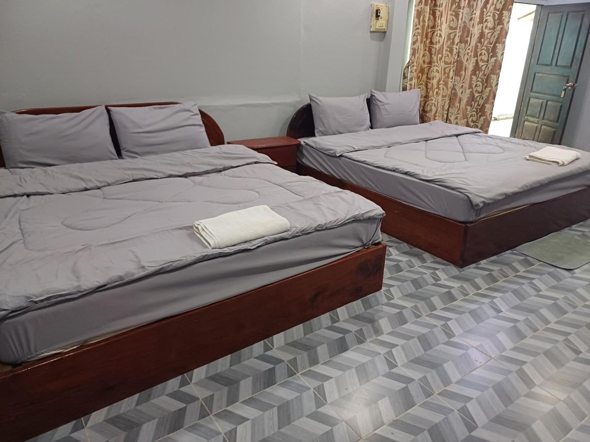 Erawan Guesthouse 빡세 외부 사진
